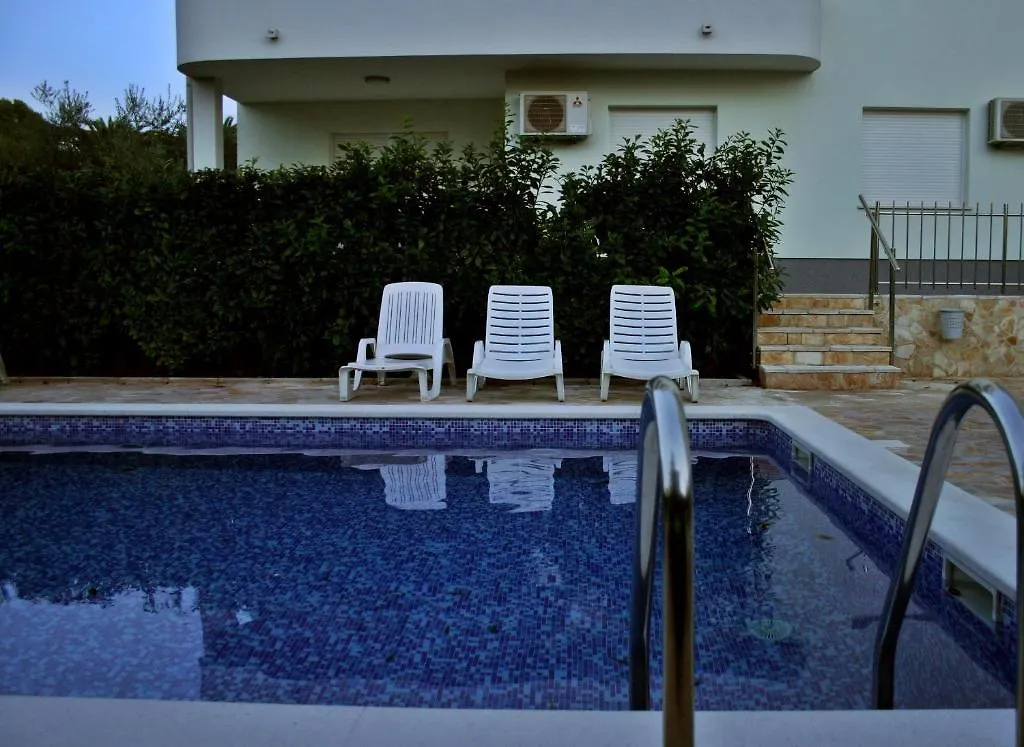 Apartments Paradise Trogir Kroatien