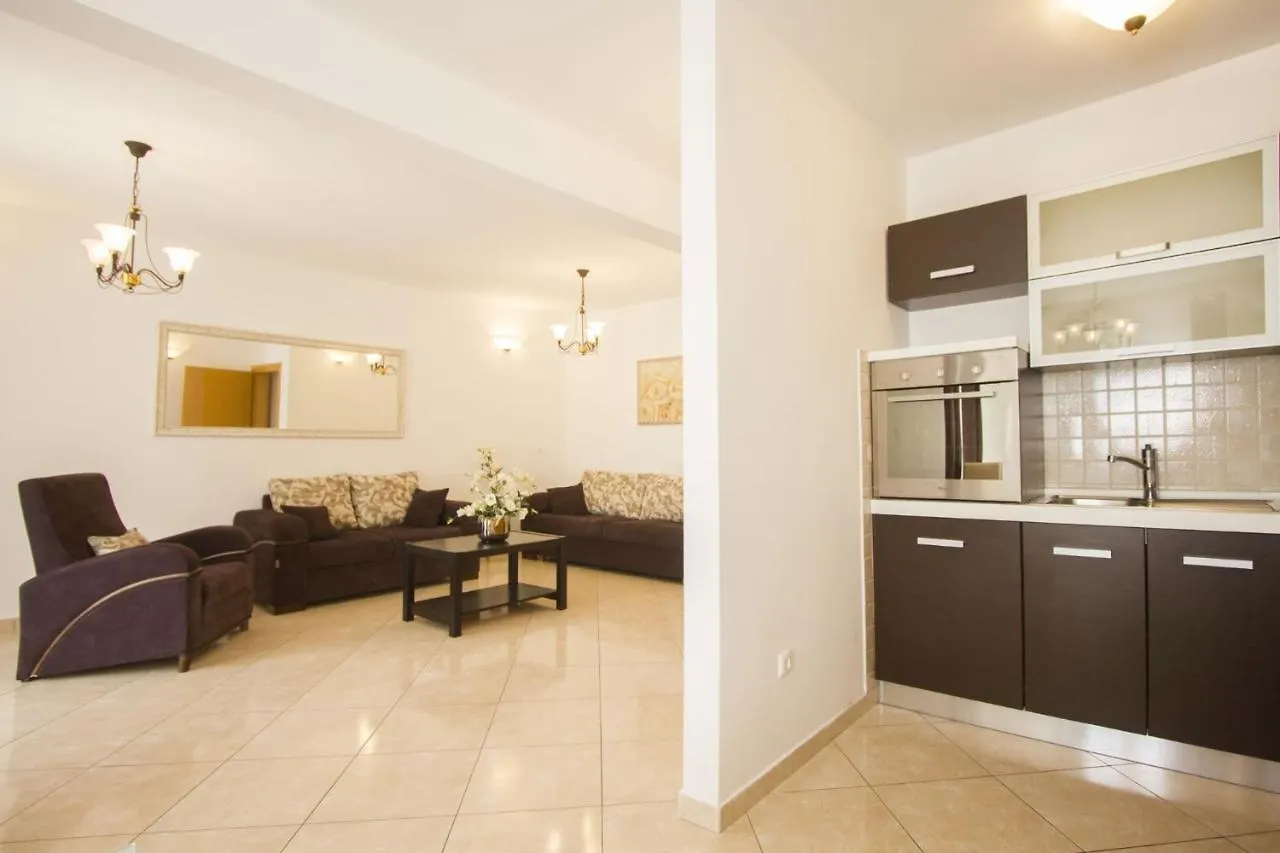 Apartments Paradise Trogir