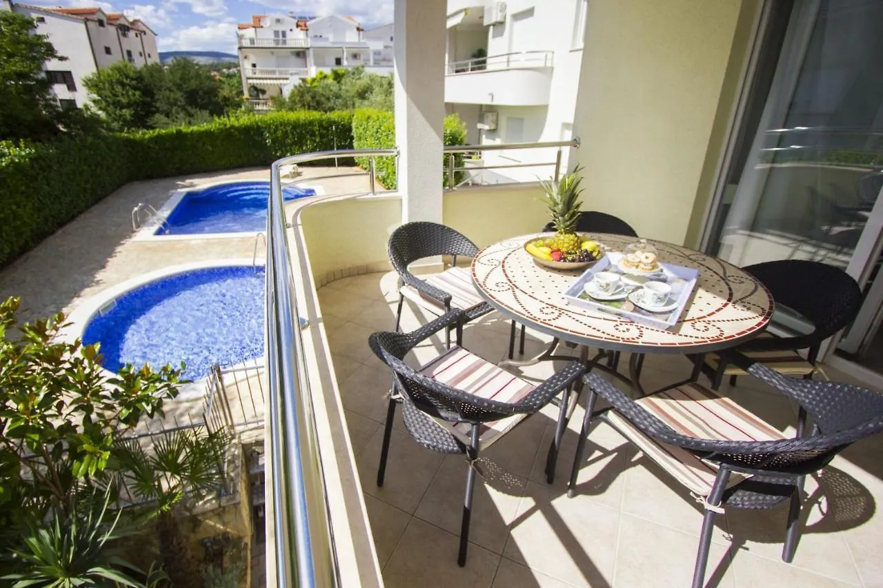 Apartments Paradise Trogir Kroatien